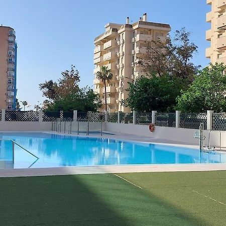Elegante Alojamiento Con Piscina A 200 M Del Mar. Apartment Benalmadena Exterior photo