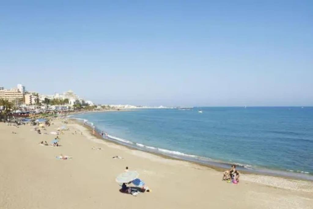 Elegante Alojamiento Con Piscina A 200 M Del Mar. Apartment Benalmadena Exterior photo